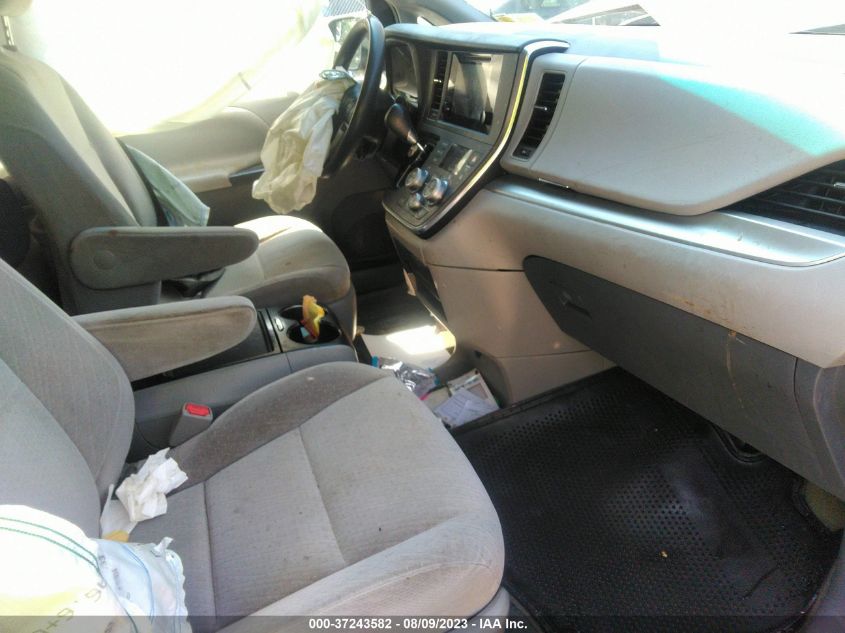 2015 TOYOTA SIENNA LE - 5TDKK3DC7FS569801