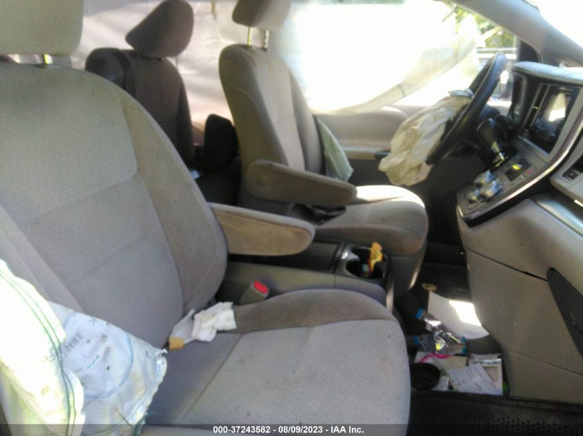 2015 TOYOTA SIENNA LE - 5TDKK3DC7FS569801
