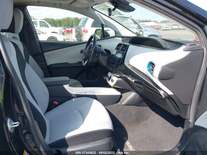 2016 TOYOTA PRIUS FOUR - JTDKARFU4G3002699