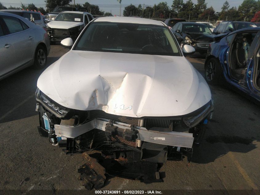 2022 KIA K5 LXS - 5XXG14J27NG137459