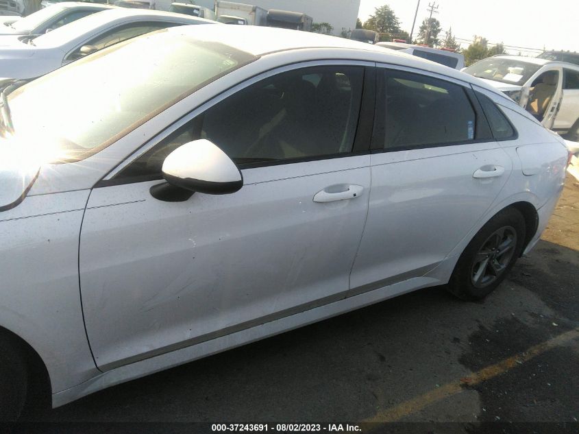 2022 KIA K5 LXS - 5XXG14J27NG137459