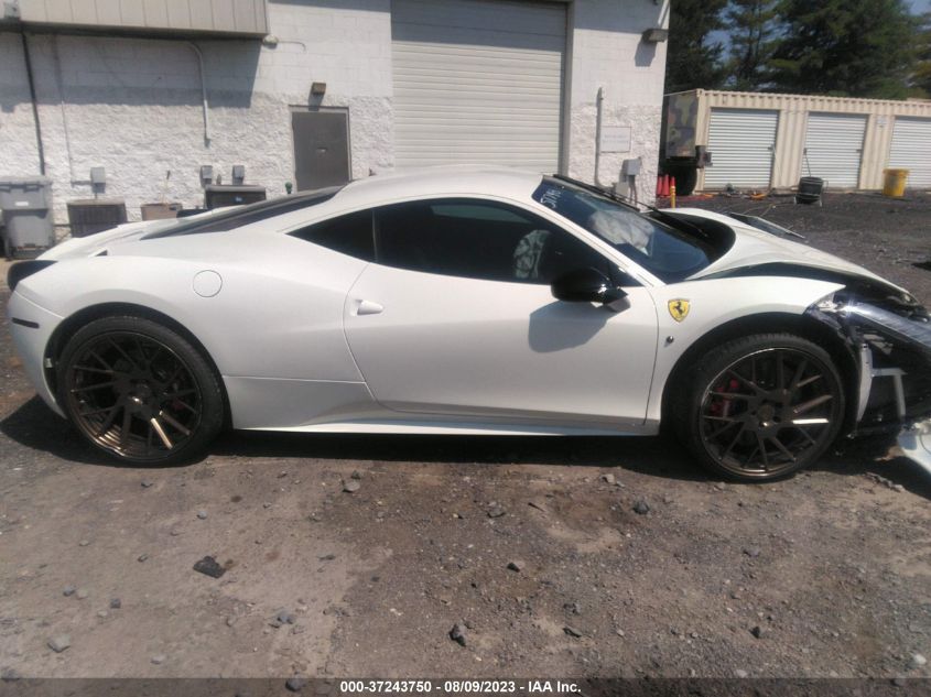 2013 FERRARI 458 ITALIA ZFF67NFA4D0190928