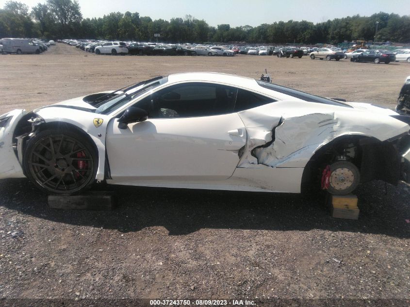 2013 FERRARI 458 ITALIA ZFF67NFA4D0190928