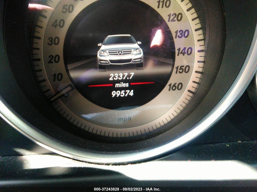 2013 MERCEDES-BENZ C-CLASS C 300 - WDDGF8AB0DG113056