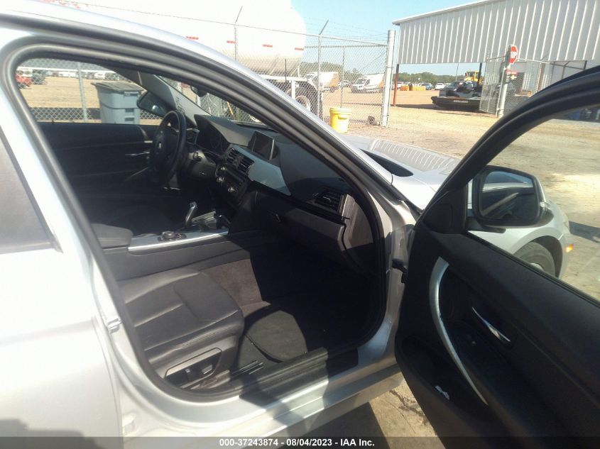 2015 BMW 3 SERIES 320I - WBA3B1G55FNT01676