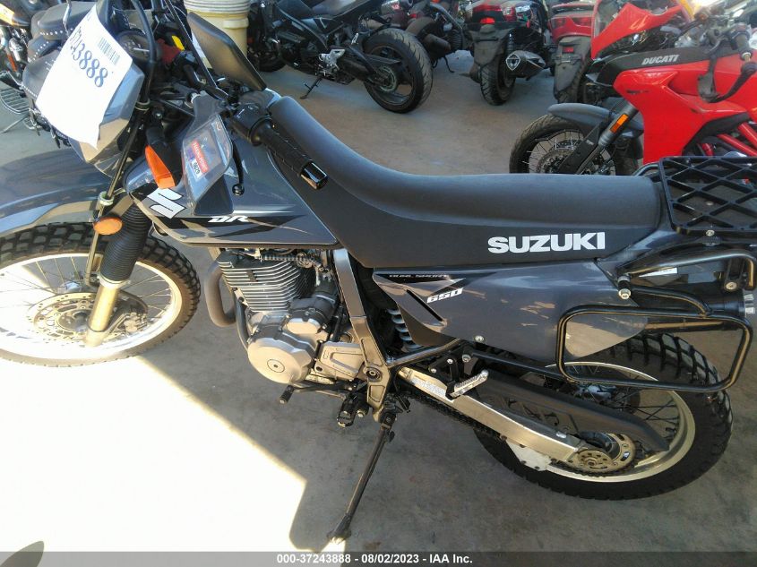 2013 SUZUKI DR650 SE - JS1SP46A9D2102414