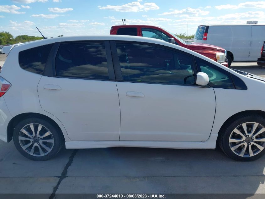 2013 HONDA FIT SPORT - JHMGE8H55DC040138