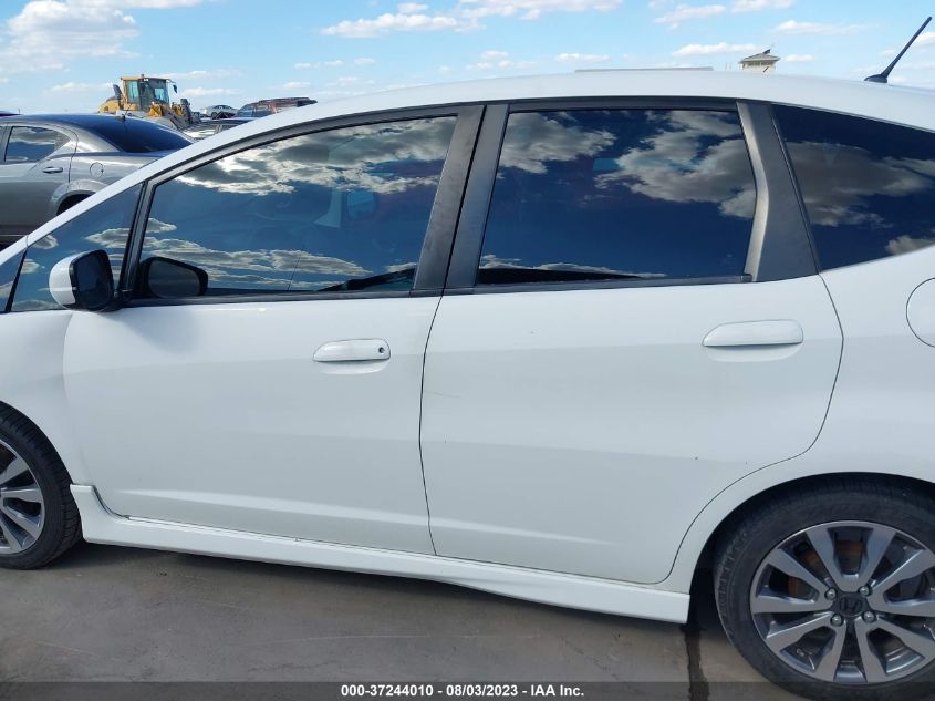 2013 HONDA FIT SPORT - JHMGE8H55DC040138