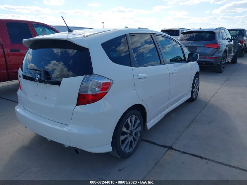 2013 HONDA FIT SPORT - JHMGE8H55DC040138