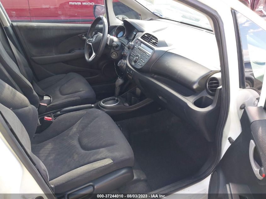 2013 HONDA FIT SPORT - JHMGE8H55DC040138