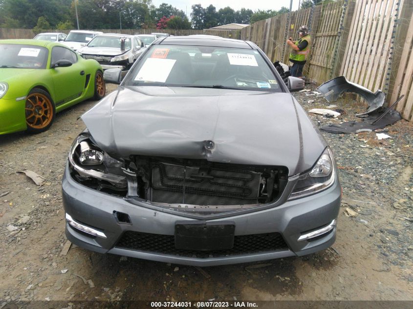 2015 MERCEDES-BENZ C-CLASS C 250 - WDDGJ4HBXFG369835