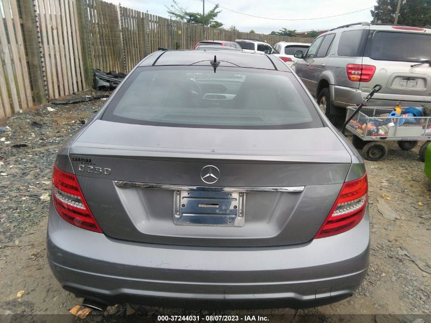 2015 MERCEDES-BENZ C-CLASS C 250 - WDDGJ4HBXFG369835
