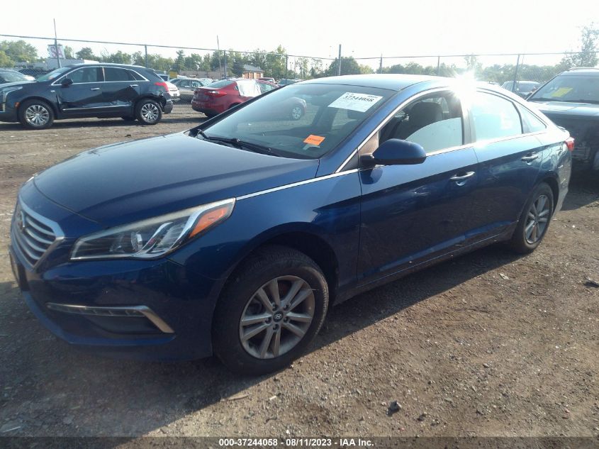 2015 HYUNDAI SONATA 2.4L SE - 5NPE24AF8FH203093