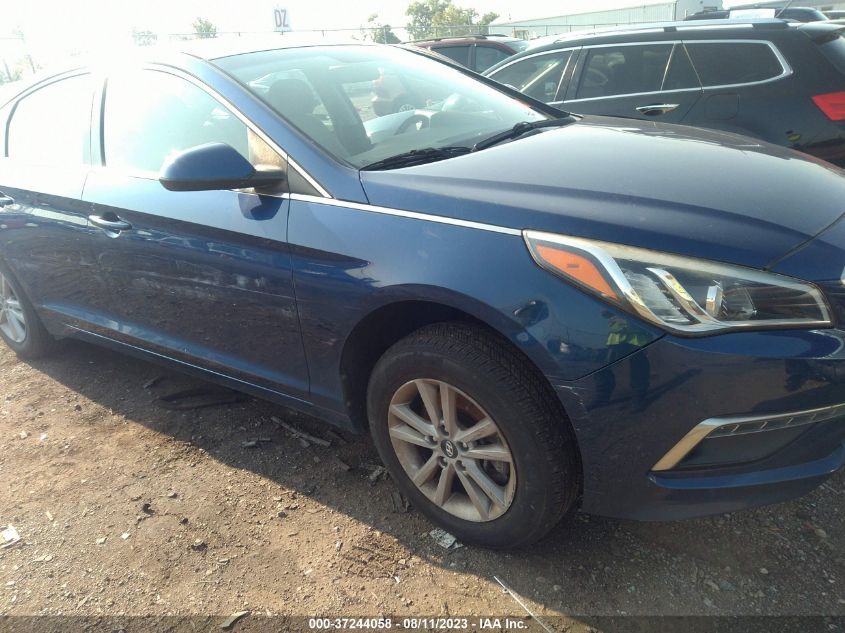 2015 HYUNDAI SONATA 2.4L SE - 5NPE24AF8FH203093