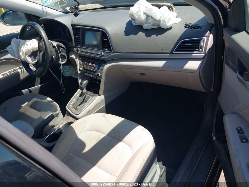 VIN KMHD84LF9HU072798 2017 HYUNDAI ELANTRA SE