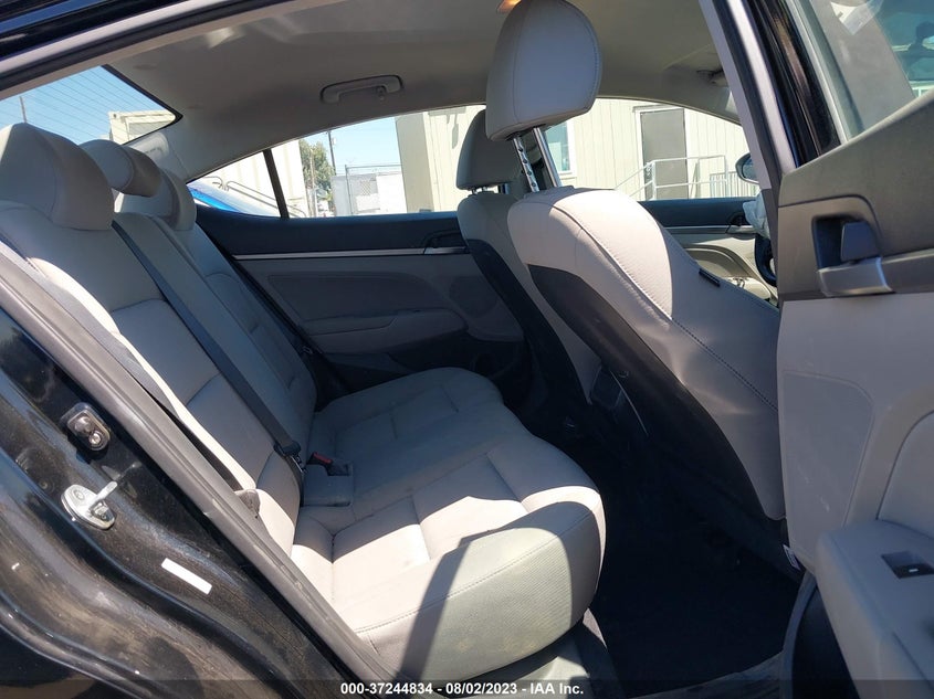 VIN KMHD84LF9HU072798 2017 HYUNDAI ELANTRA SE