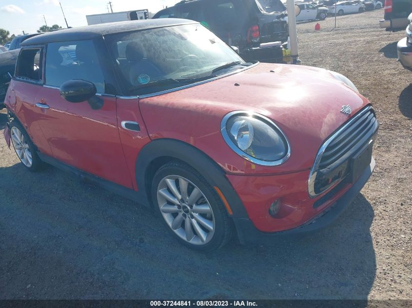 VIN WMWXR3C07M2N32063 MINI Cooper  2021