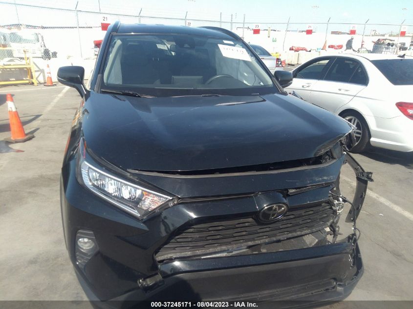 2020 TOYOTA RAV4 XLE - JTMW1RFV4LD522030