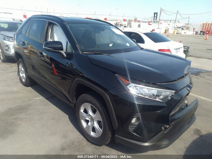 2020 TOYOTA RAV4 XLE - JTMW1RFV4LD522030