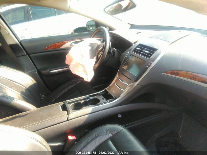 2013 LINCOLN MKZ - 3LN6L2JK9DR810872