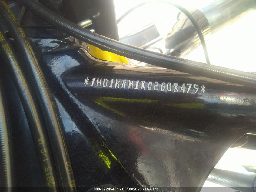 2016 HARLEY-DAVIDSON FLHXS STREET GLIDE SPECIAL - 1HD1KRM1XGB608479