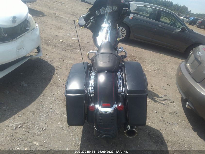 2016 HARLEY-DAVIDSON FLHXS STREET GLIDE SPECIAL - 1HD1KRM1XGB608479