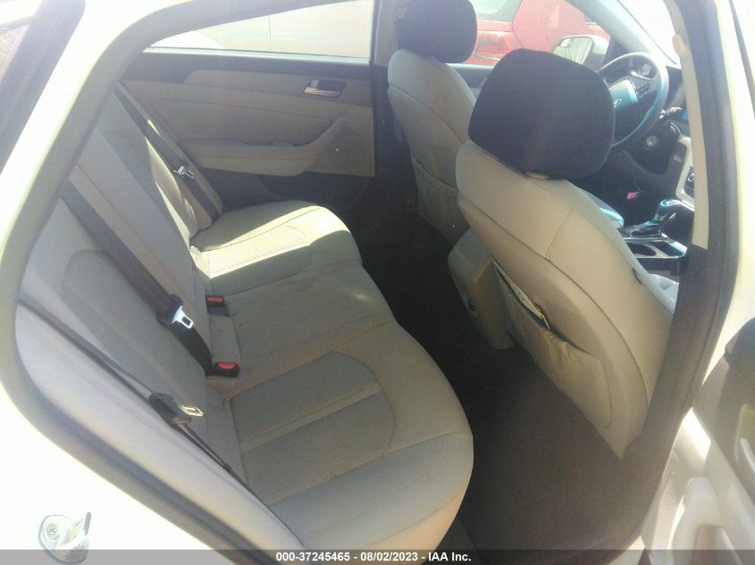 2015 HYUNDAI SONATA 2.4L SE - 5NPE24AF8FH236465