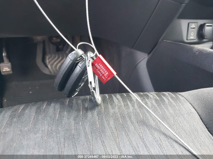 2017 NISSAN ROGUE SV - KNMAT2MT7HP551556