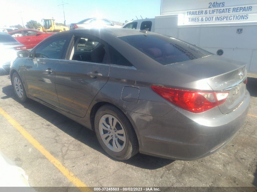 VIN 5NPEB4AC8DH573303 2013 HYUNDAI SONATA no.3