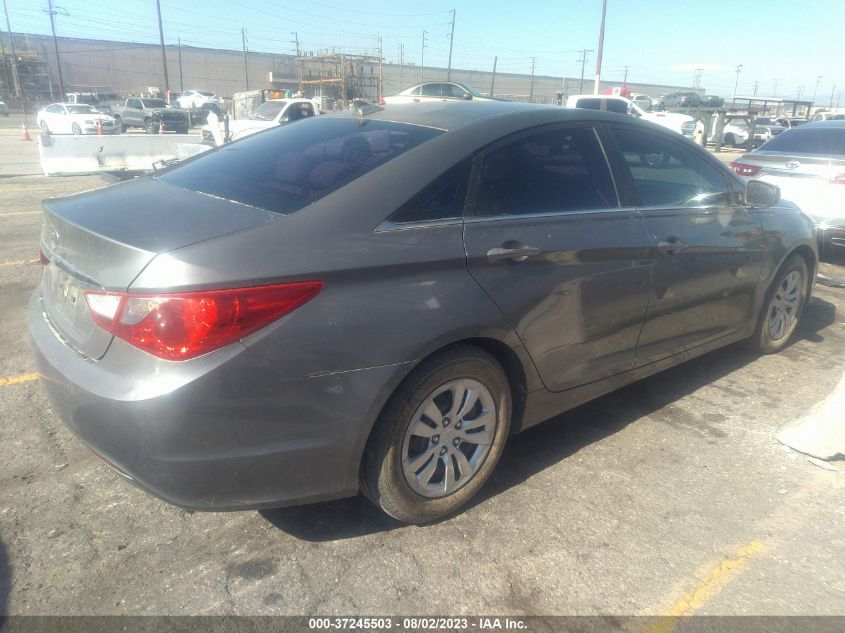 VIN 5NPEB4AC8DH573303 2013 HYUNDAI SONATA no.4