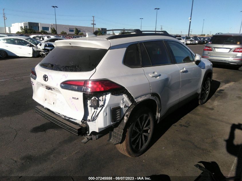 2022 TOYOTA COROLLA CROSS XLE - 7MUDAAAG6NV030808