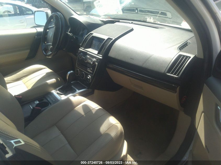 2014 LAND ROVER LR2 - SALFR2BG7EH395155