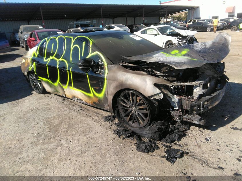 2018 TOYOTA CAMRY XSE - 4T1B61HK5JU127898