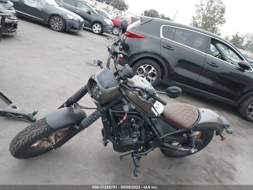 VIN MLHPC5617P5602083 2023 HONDA CMX500