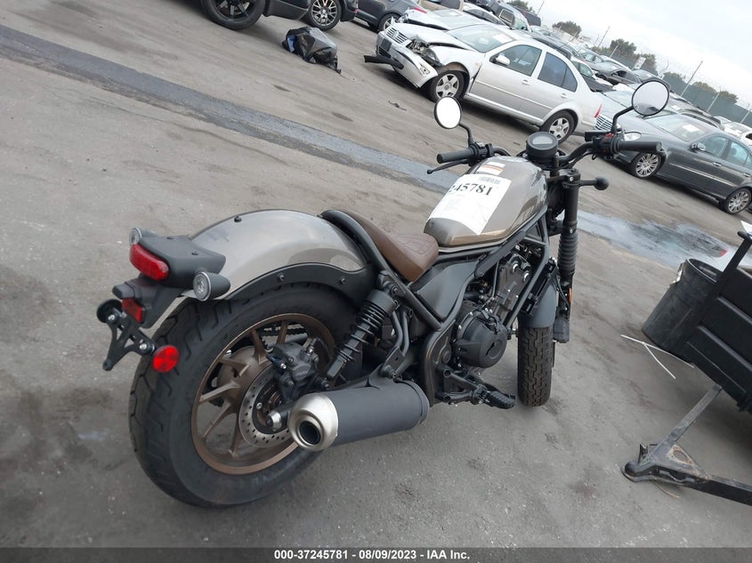 VIN MLHPC5617P5602083 2023 HONDA CMX500