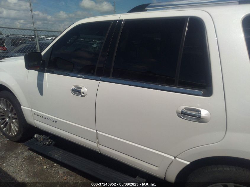 2015 LINCOLN NAVIGATOR - 5LMJJ2HT2FEJ05526