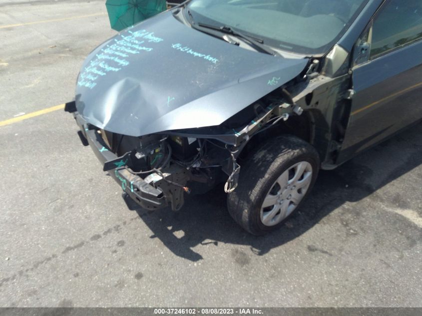 2015 TOYOTA COROLLA LE - 5YFBURHE3FP189968
