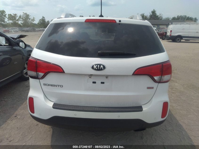 2014 KIA SORENTO LX - 5XYKTCA67EG514286