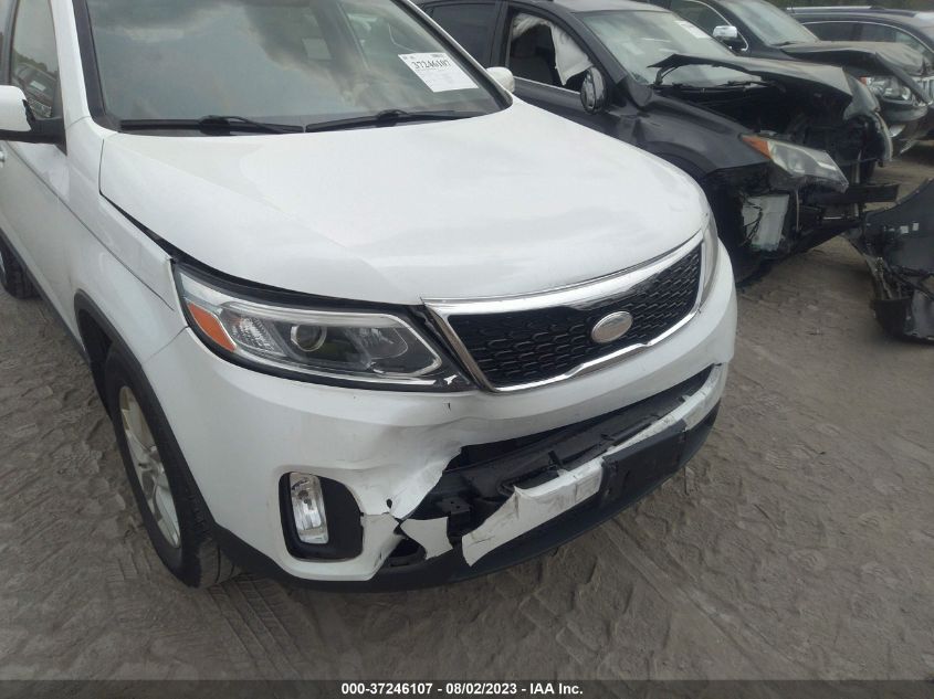 2014 KIA SORENTO LX - 5XYKTCA67EG514286