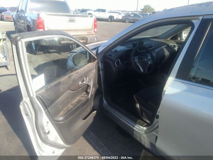 2015 NISSAN ROGUE S - KNMAT2MT0FP548530