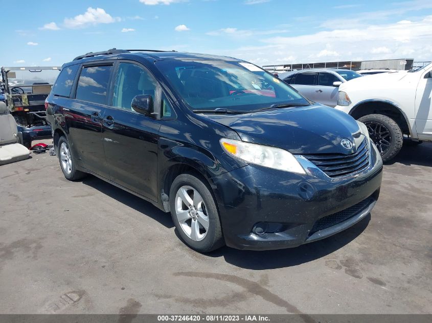 2017 TOYOTA SIENNA LE - 5TDKZ3DCXHS862400