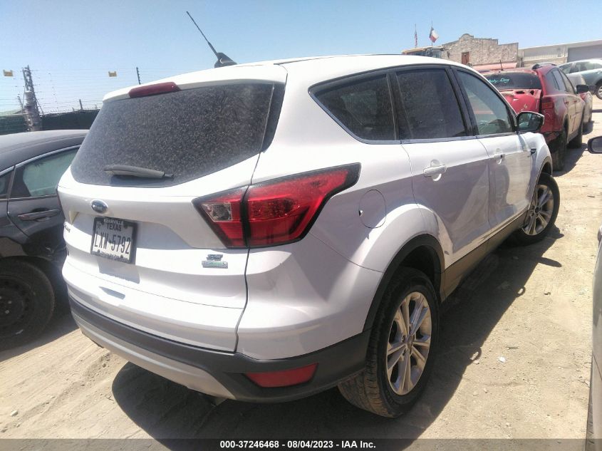 2019 FORD ESCAPE SE - 1FMCU0GD7KUA79040