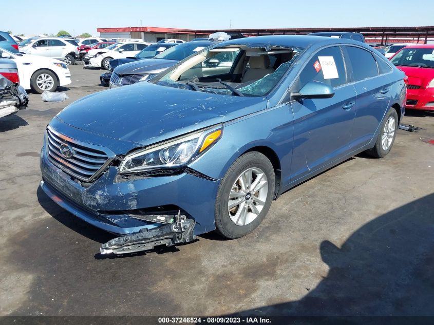 2015 HYUNDAI SONATA 2.4L SE - 5NPE24AF8FH204003