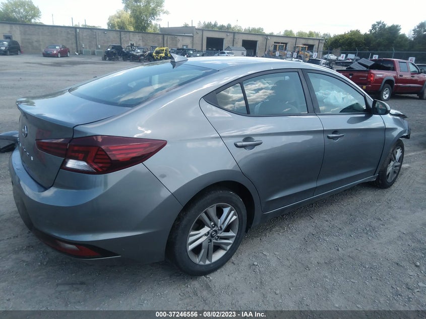 VIN KMHD84LF7KU742968 2019 HYUNDAI ELANTRA SEL