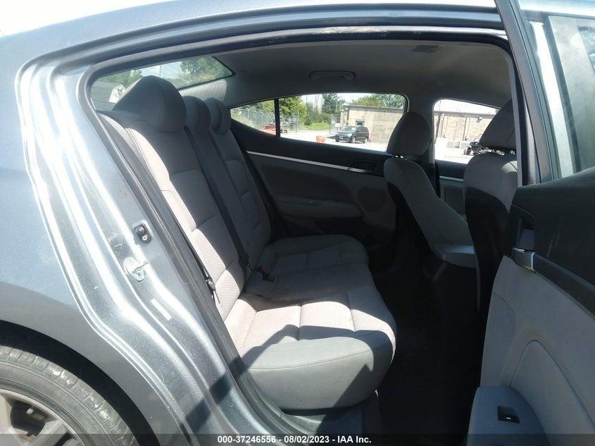 VIN KMHD84LF7KU742968 2019 HYUNDAI ELANTRA SEL