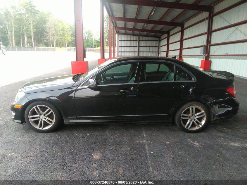 2013 MERCEDES-BENZ C-CLASS C 250 - WDDGF4HB5DR271783
