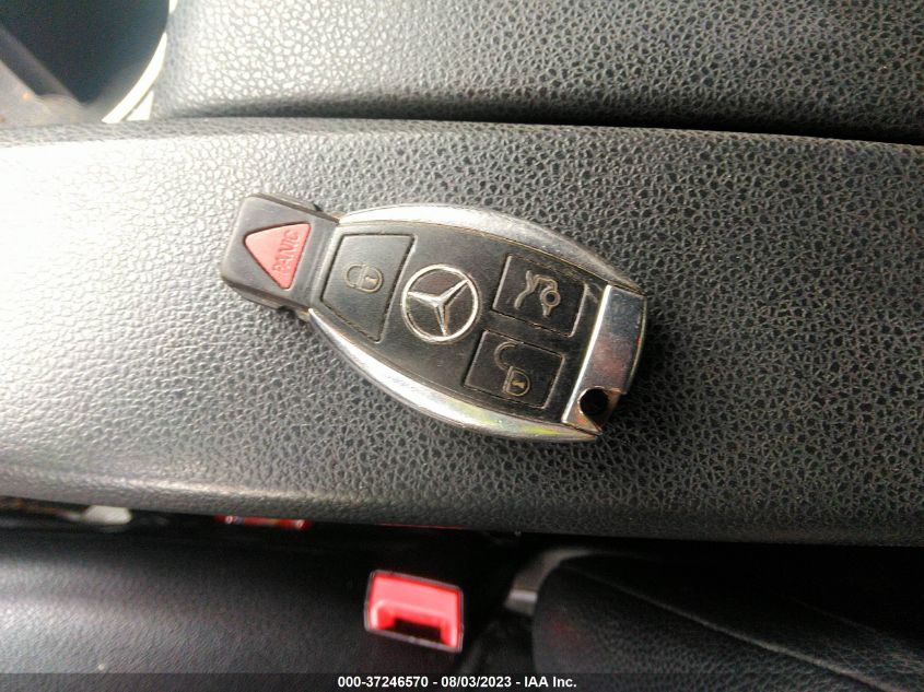 2013 MERCEDES-BENZ C-CLASS C 250 - WDDGF4HB5DR271783