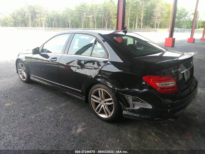 2013 MERCEDES-BENZ C-CLASS C 250 - WDDGF4HB5DR271783