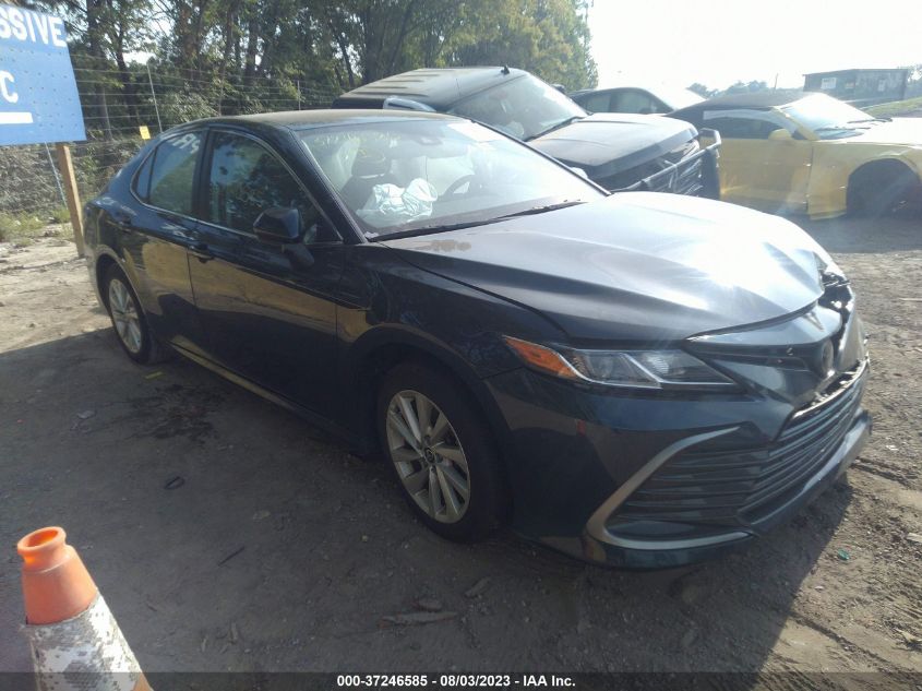 4T1C11AK9MU608111 Toyota Camry LE