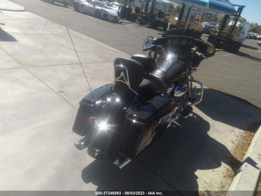 2023 HARLEY-DAVIDSON FLHX - 1HD1KBC24PB616711